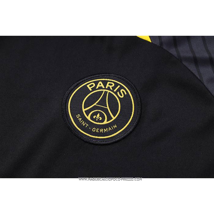 Tuta da Track
 Paris Saint-Germain Jordan 23-24 Manica Corta
 Nero
 - Pantaloncini
